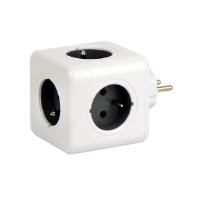 AURA line CUBE adapter 5 socket AURA line CUBE adapter 5 socket
